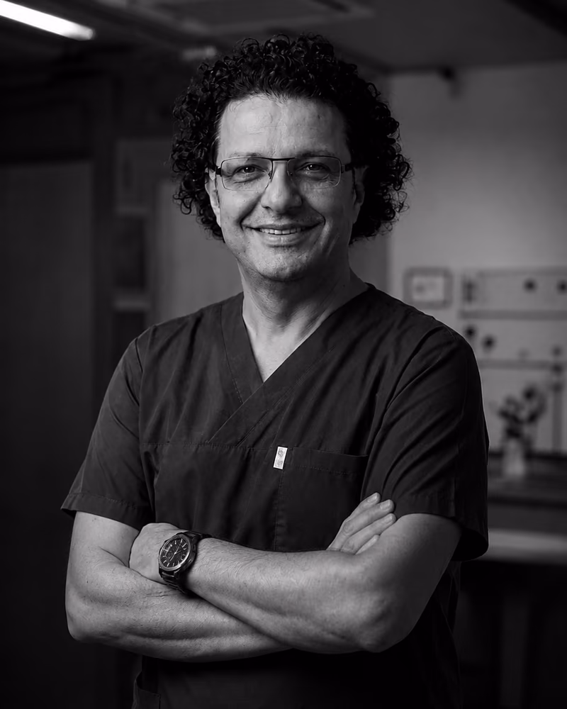 Uz. Dr. Uğur Alpay portresi